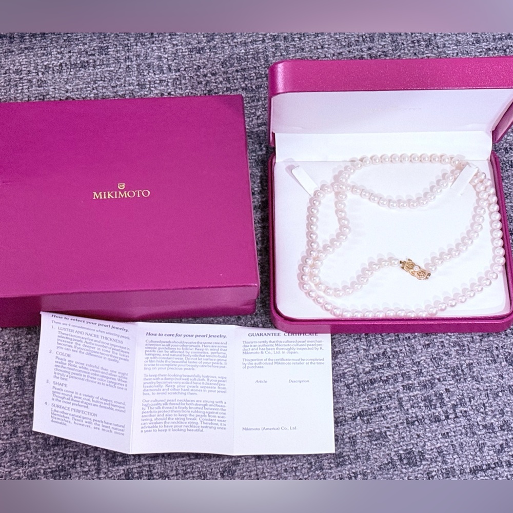 Mikimoto Pearl Necklace with 18k Gold Clasp 30” THIRTY INCHES WOW